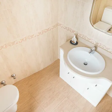 Apartup Panoramic Duplex Apartment *